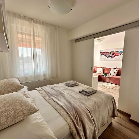 City Break Apartment - Private Garage, Ac, Balcony 布达佩斯 外观 照片