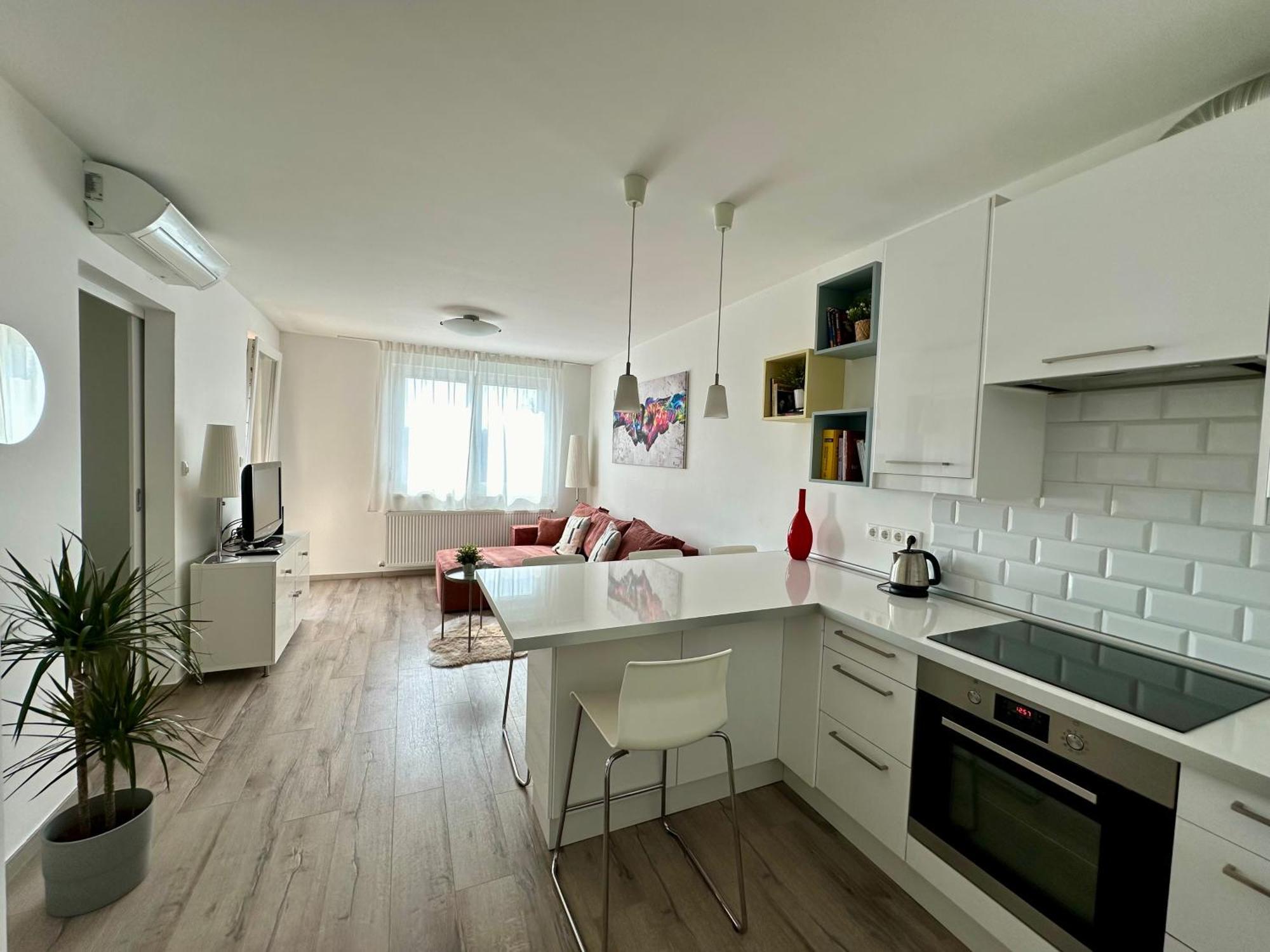 City Break Apartment - Private Garage, Ac, Balcony 布达佩斯 外观 照片