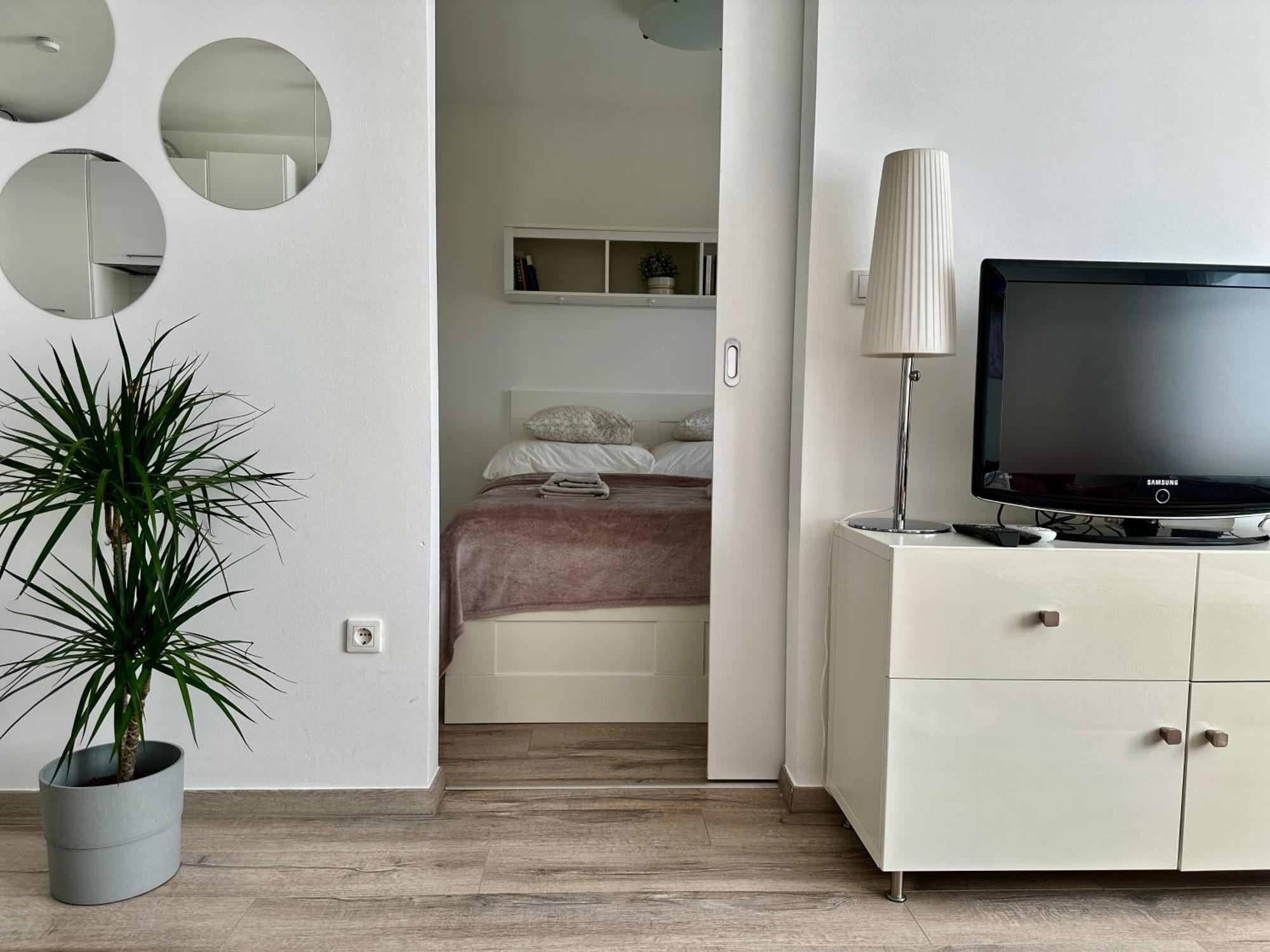 City Break Apartment - Private Garage, Ac, Balcony 布达佩斯 外观 照片