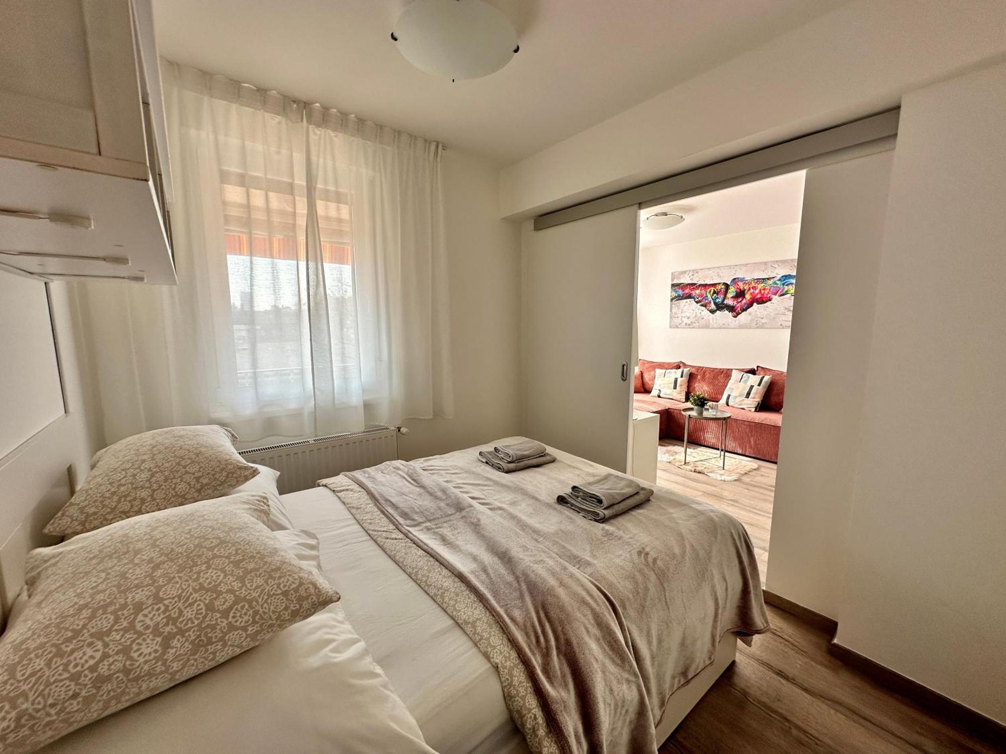 City Break Apartment - Private Garage, Ac, Balcony 布达佩斯 外观 照片