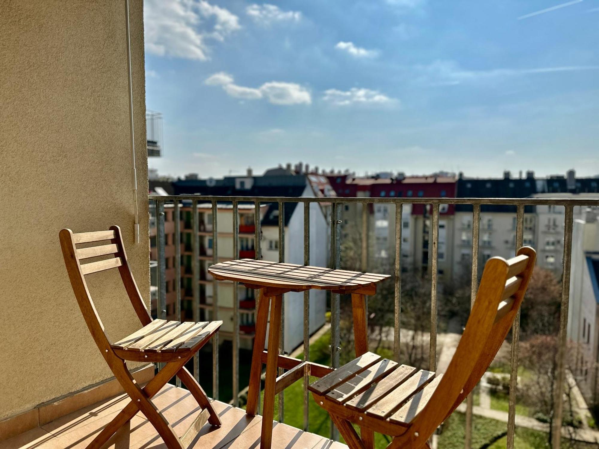 City Break Apartment - Private Garage, Ac, Balcony 布达佩斯 外观 照片